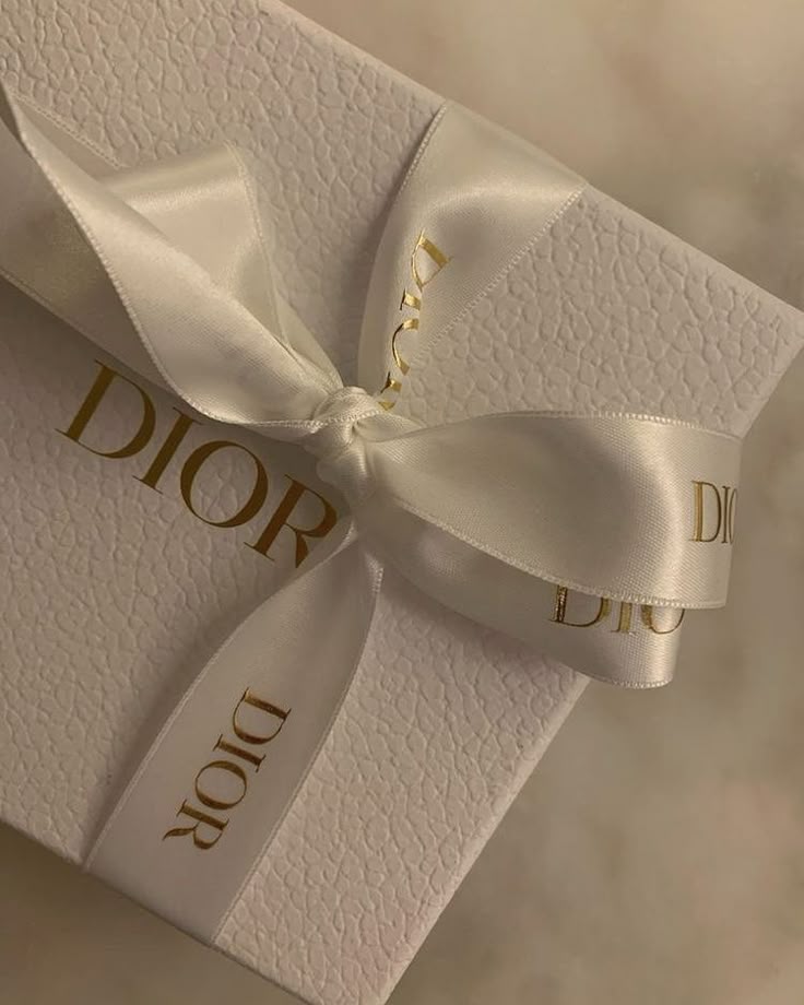 Fashion & Gift Concierge